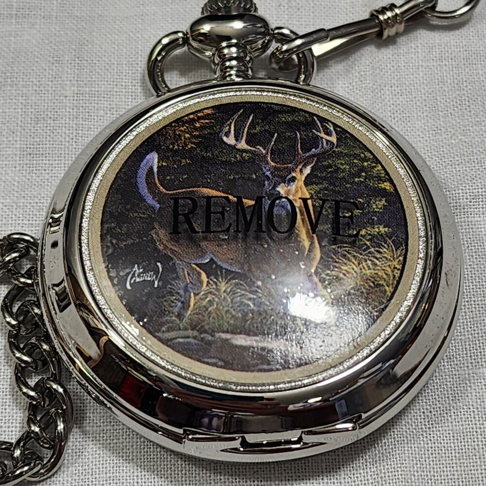 Al Agnew White Tailed Deer Pocket Watch Quartz Movement Silver Tone Case Chain